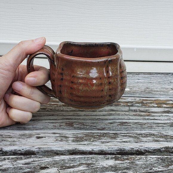 Vintage handmade stamped studio pottery mugs - Picture 6 of 6